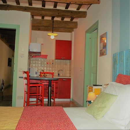 Le Maracla Country House Iesi Exterior photo